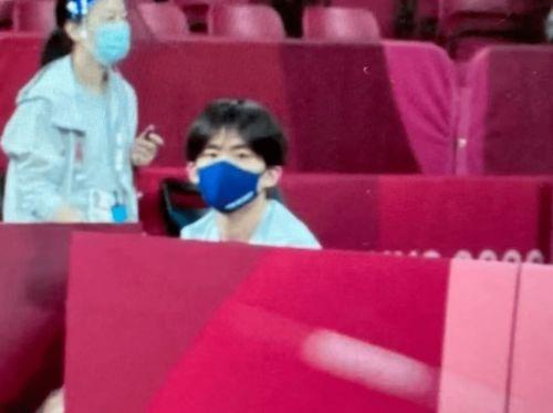 体育圈饭圈化 娱乐圈吃瓜爆料,揭秘明星幕后故事